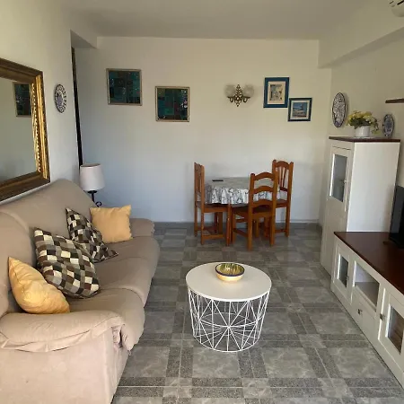 Apartment Cozy With First Line Seaview In Perfect Location, Near The Marina Benalmadena